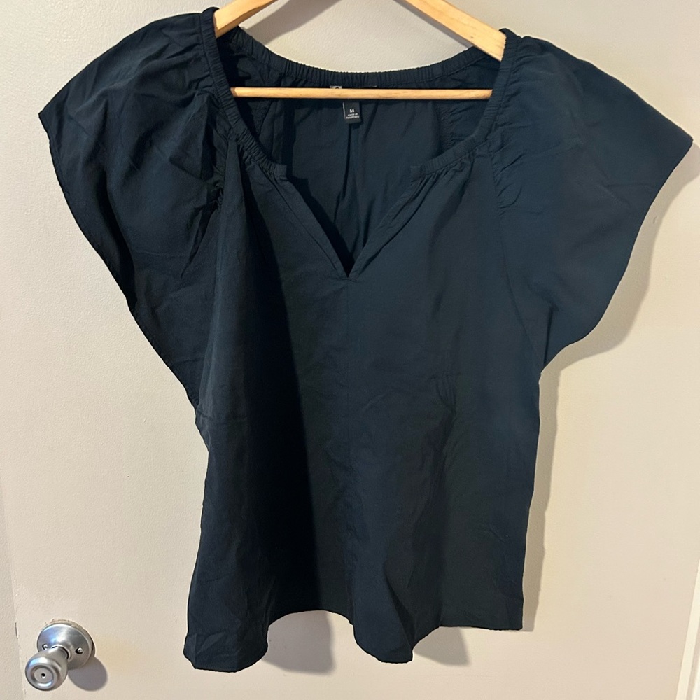 Banana Republic black v-neck blouse, size medium